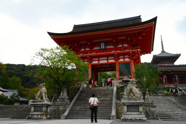 A entrada do Templo Kiyomizu-dera