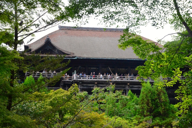 A varanda do templo Kiyomizu-dera 